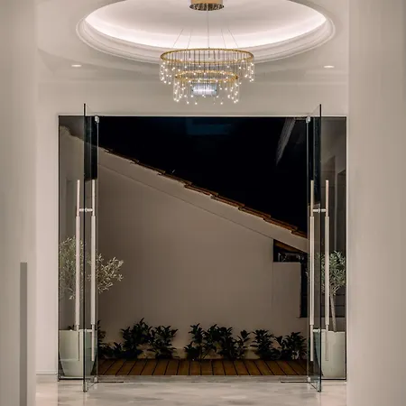 Royal 3*
