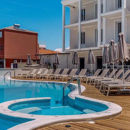 Hotel Royal 3*